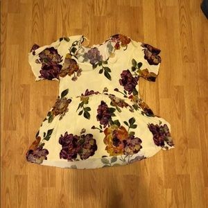 Floral top
